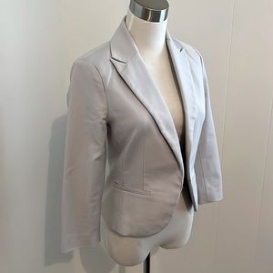 Amanda & Chelsea light grey 3/4 sleeves blazer size 4